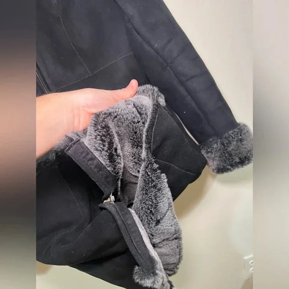 LOFT Black Faux Fur Trim Winter Coat size 2 - Picture 8 of 8